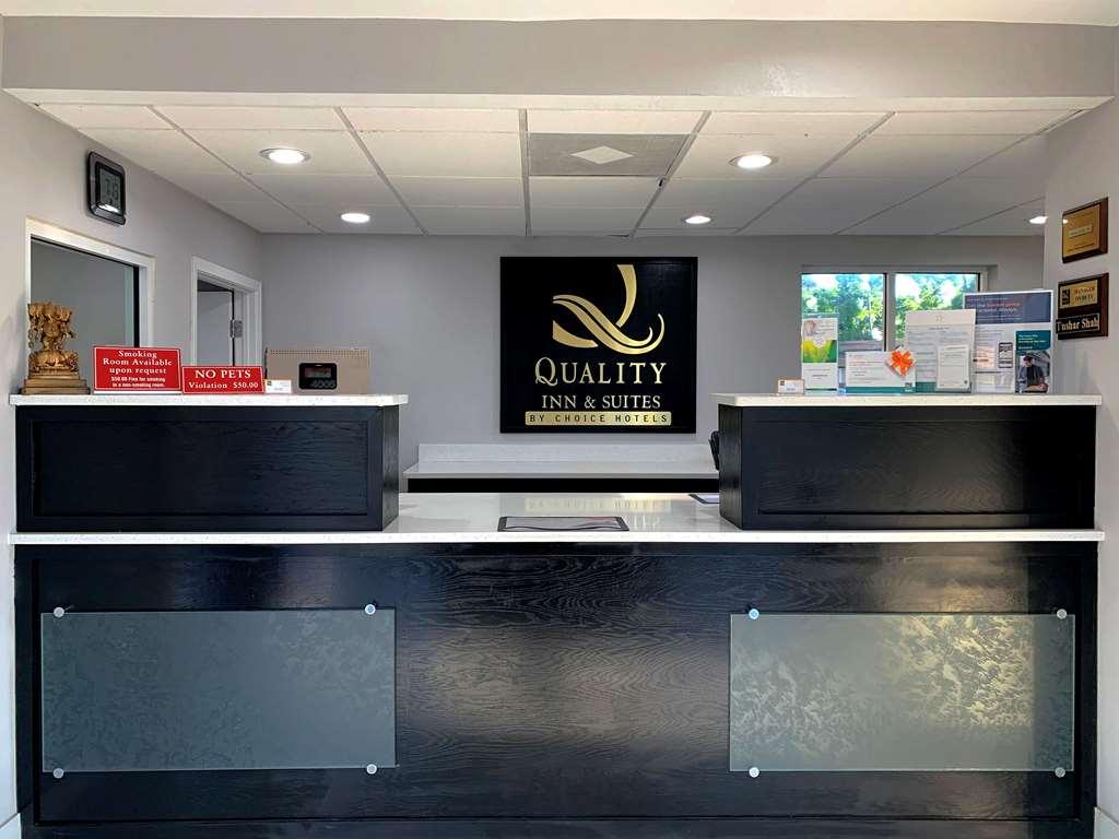 Quality Inn & Suites Panama City Interior foto
