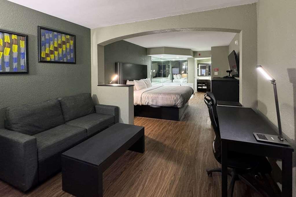 Quality Inn & Suites Panama City Cameră foto